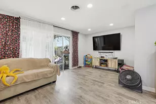 7194 Santa Isabel, Buena Park, CA 90620 - Photo 19