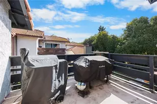 1336 Brentwood, Corona, CA 92882 - Photo 19