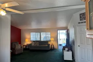 39 Spruce Via, Anaheim, CA 92801 - Photo 5