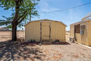 783 Molokai, Thermal, CA 92274 - Photo 5