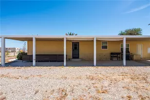 783 Molokai, Thermal, CA 92274 - Photo 3