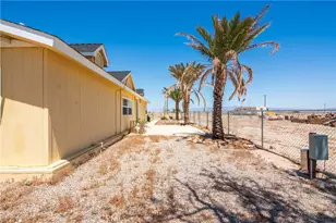 783 Molokai, Thermal, CA 92274 - Photo 7