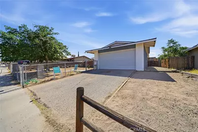 2004 Rushmore, Barstow, CA 92311 - Photo 25