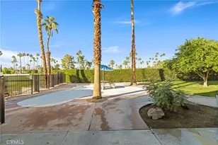 5300 E Waverly Dr, Palm Springs, CA 92264 - Photo 29