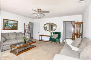 3927 Lees Ave, Long Beach, CA 90808 - Photo 13