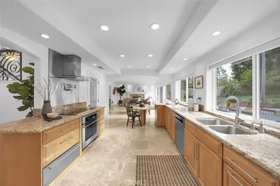 701 Pepper Tree, Long Beach, CA 90815 - Photo 21