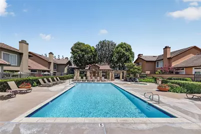 512 S Hollydale, Anaheim, CA 92808 - Photo 45