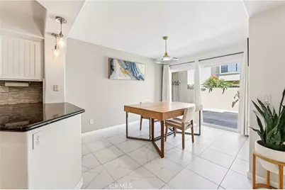 512 S Hollydale, Anaheim, CA 92808 - Photo 23