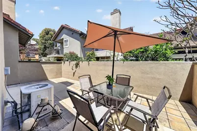 512 S Hollydale, Anaheim, CA 92808 - Photo 41
