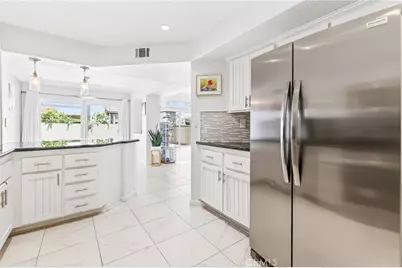512 S Hollydale, Anaheim, CA 92808 - Photo 19