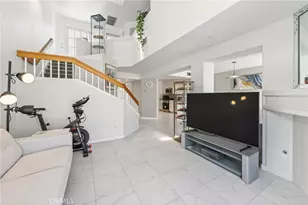 512 S Hollydale, Anaheim, CA 92808 - Photo 13