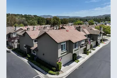 512 S Hollydale, Anaheim, CA 92808 - Photo 3