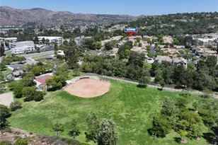 512 S Hollydale, Anaheim, CA 92808 - Photo 51
