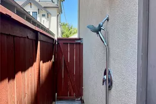 513 Pecan Ave, Huntington Beach, CA 92648 - Photo 19