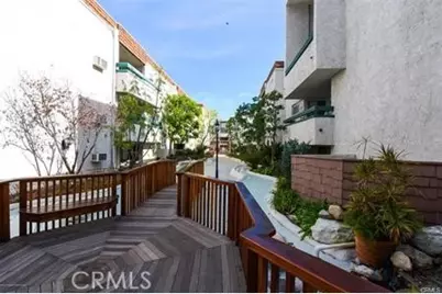 360 S Euclid #122, Pasadena, CA 91101 - Photo 3