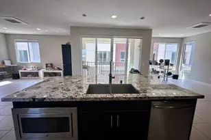 812 Brickyard, Costa Mesa, CA 92627 - Photo 5