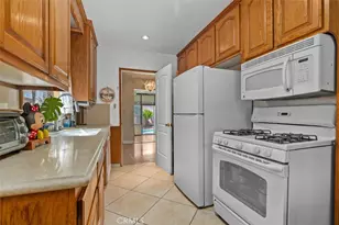 10253 Angell, Downey, CA 90242 - Photo 15