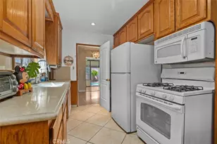 10253 Angell, Downey, CA 90242 - Photo 15