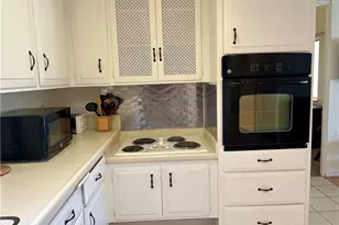 1571 Golden Rain Rd M5-118I, Seal Beach, CA 90740 - Photo 7
