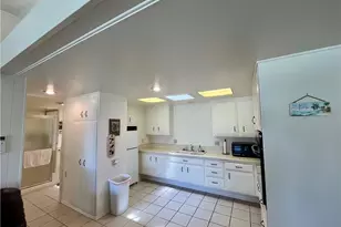 1571 Golden Rain Rd M5-118I, Seal Beach, CA 90740 - Photo 5