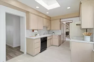 4850 Sunfield Ave, Long Beach, CA 90808 - Photo 15