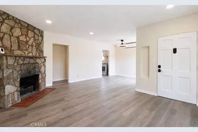 1229 S Flower, Santa Ana, CA 92707 - Photo 5