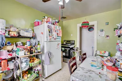 926 Spence, Los Angeles, CA 90023 - Photo 25