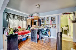 926 Spence, Los Angeles, CA 90023 - Photo 27