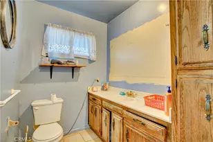 926 Spence, Los Angeles, CA 90023 - Photo 23