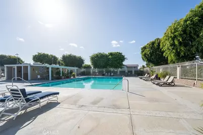 45 Oval, Irvine, CA 92604 - Photo 35