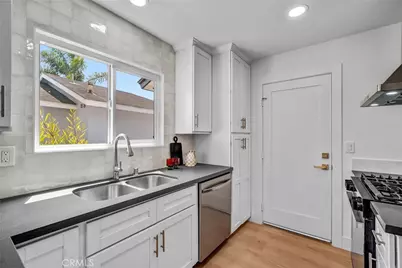 14492 Spa Drive, Huntington Beach, CA 92647 - Photo 13
