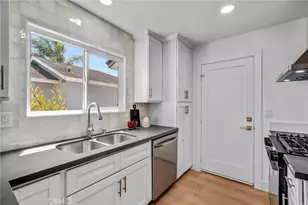 14492 Spa Dr, Huntington Beach, CA 92647 - Photo 13