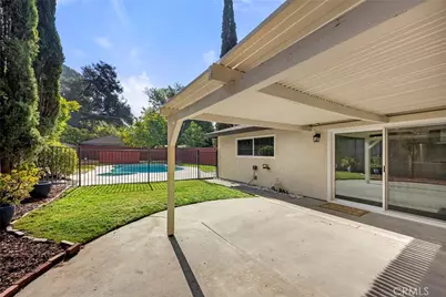 369 San Juan Way, La Canada Flintridge, CA 91011 - Photo 23