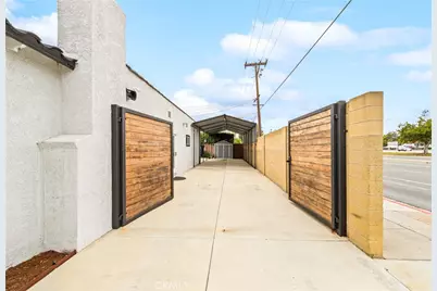 15001 Victoria, Huntington Beach, CA 92647 - Photo 57