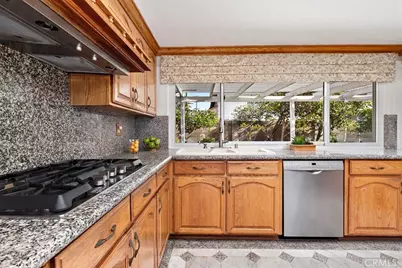 16602 Yvette, Cerritos, CA 90703 - Photo 33