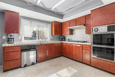 108 S Shakespeare, Anaheim, CA 92806 - Photo 11