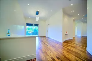 3964 Sumac Dr, Sherman Oaks, CA 91403 - Photo 19