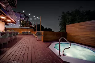 3964 Sumac Dr, Sherman Oaks, CA 91403 - Photo 15