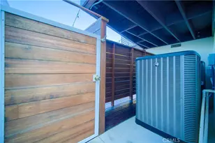 3964 Sumac Dr, Sherman Oaks, CA 91403 - Photo 39
