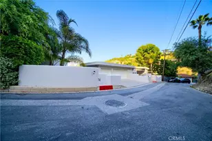 3964 Sumac Dr, Sherman Oaks, CA 91403 - Photo 3