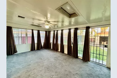 11506 Wadsworth, Los Angeles, CA 90059 - Photo 9