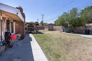 8276 Sewell, Fontana, CA 92335 - Photo 27