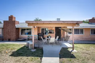 8276 Sewell, Fontana, CA 92335 - Photo 25