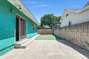 595 W 13th, San Pedro, CA 90731 - Photo 15