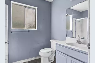 595 W 13th, San Pedro, CA 90731 - Photo 9