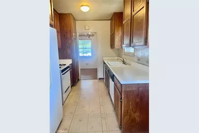 2698 Redlands Drive, Costa Mesa, CA 92627 - Photo 7