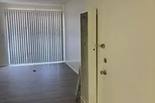 801 S Lyon, Santa Ana, CA 92705 - Photo 3