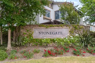 2158 W Cherrywood Circle, Anaheim, CA 92804 - Photo 33
