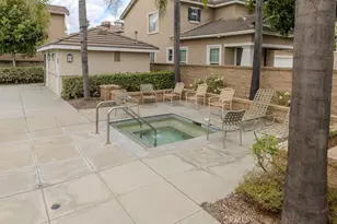 2158 W Cherrywood Ln, Anaheim, CA 92804 - Photo 37