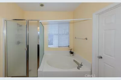 2158 W Cherrywood Lane, Anaheim, CA 92804 - Photo 19